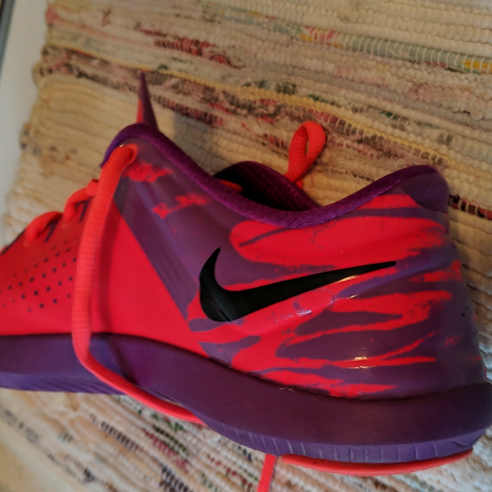 Running shoes - Picture 4 of 4